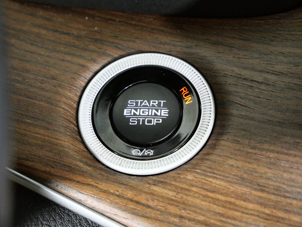 Thumbnail: 2023 Jeep Grand Cherokee L - 46