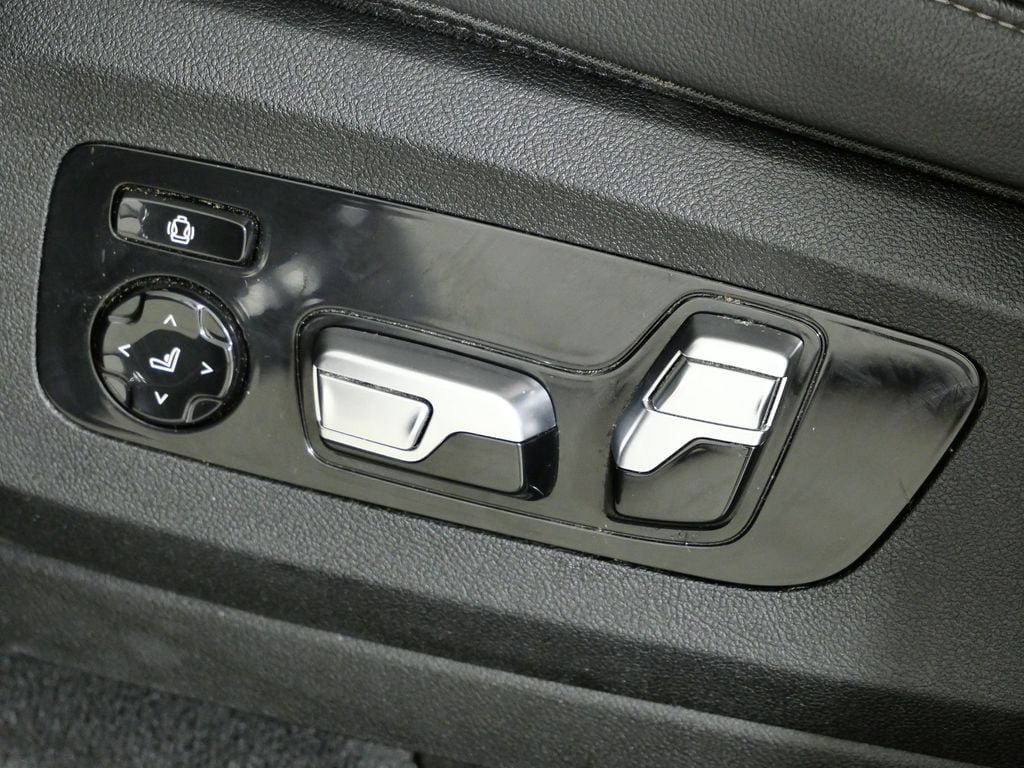 Thumbnail: 2019 BMW X7 - 39