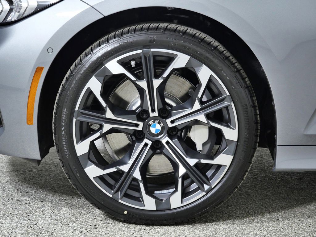 Thumbnail: 2026 BMW 3 Series - 17