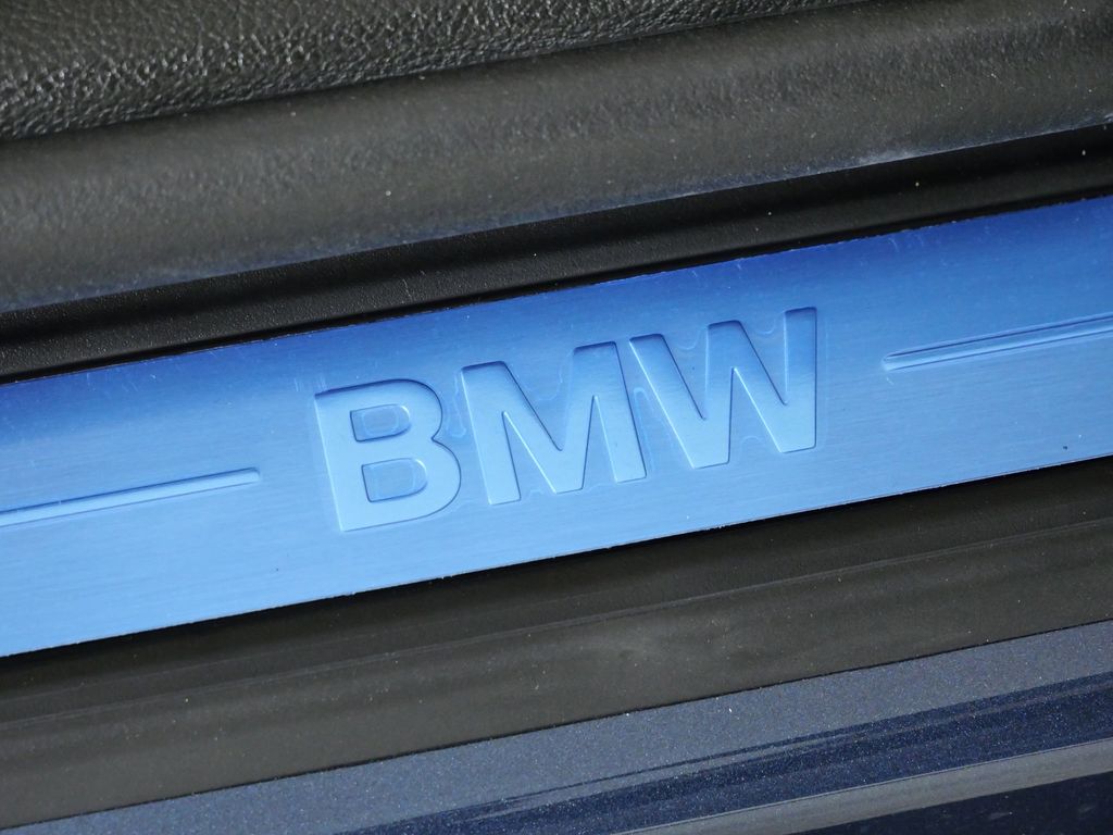 Thumbnail: 2026 BMW 3 Series - 23