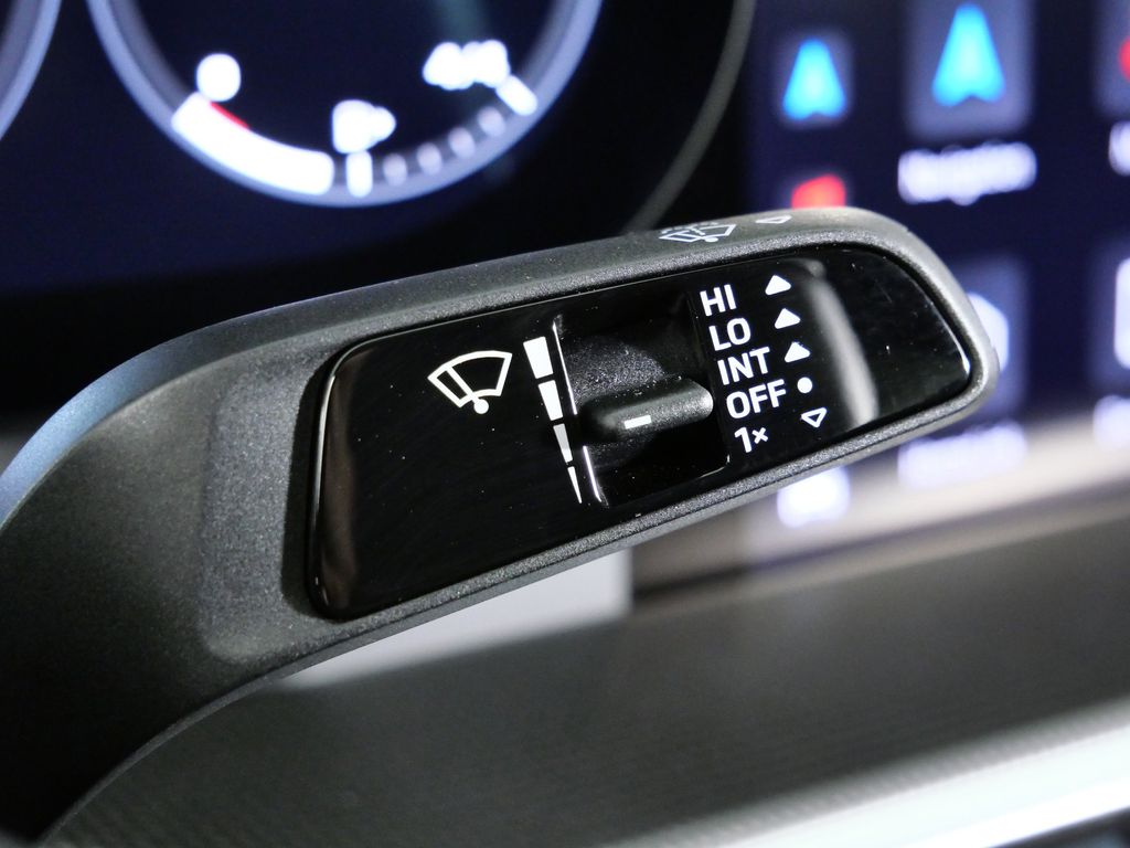 Thumbnail: 2023 Porsche 911 - 47