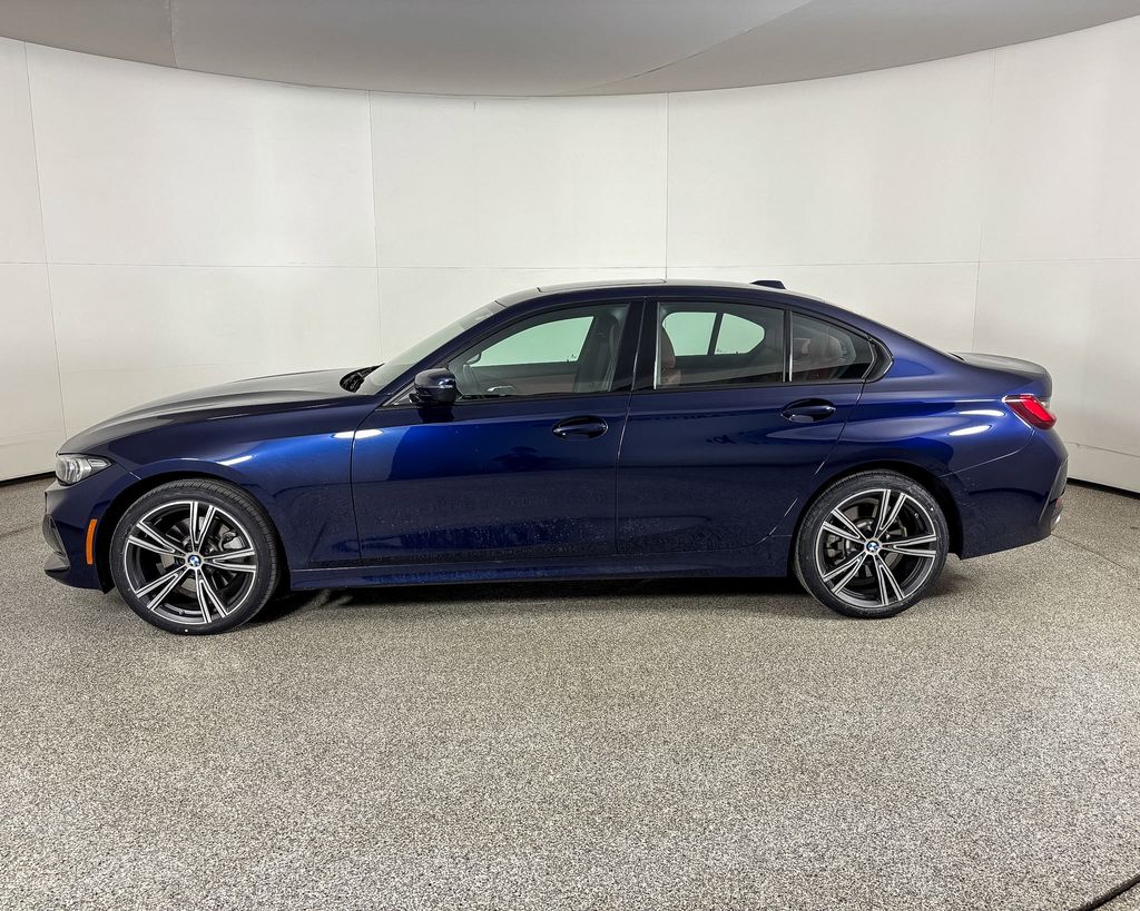 Thumbnail: 2023 BMW 3 Series - 6