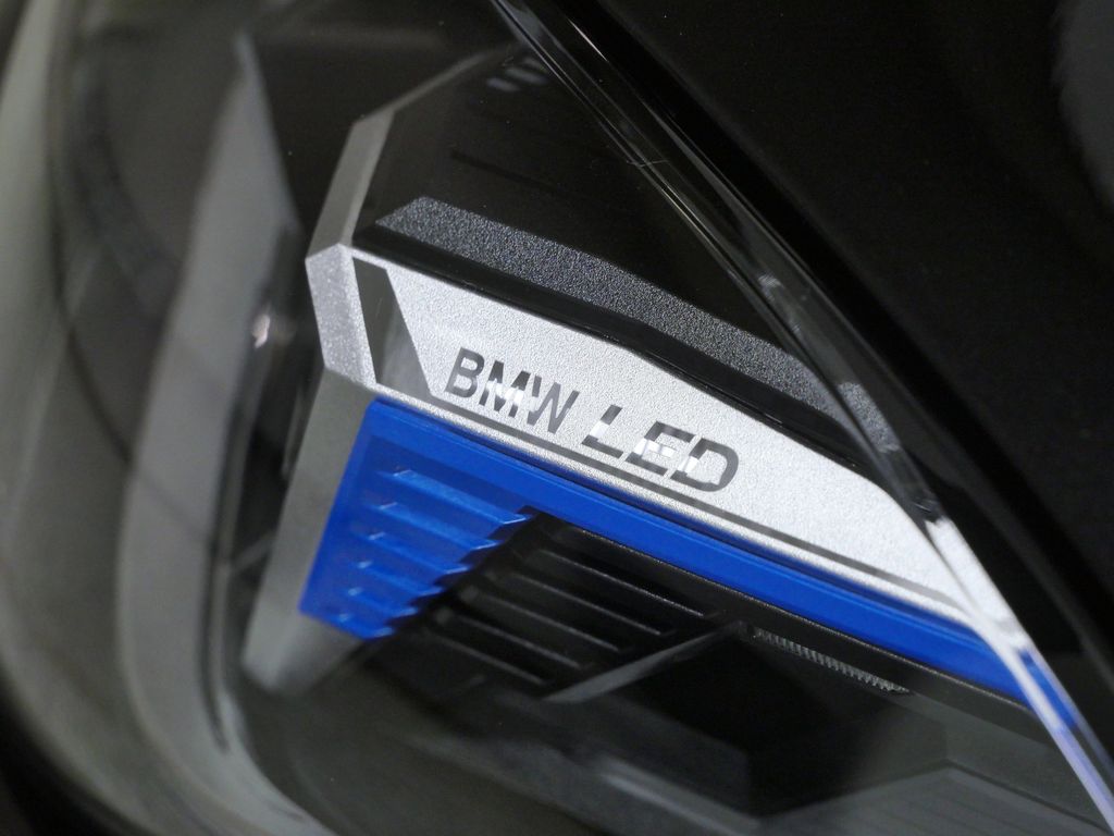 Thumbnail: 2026 BMW 4 Series - 4