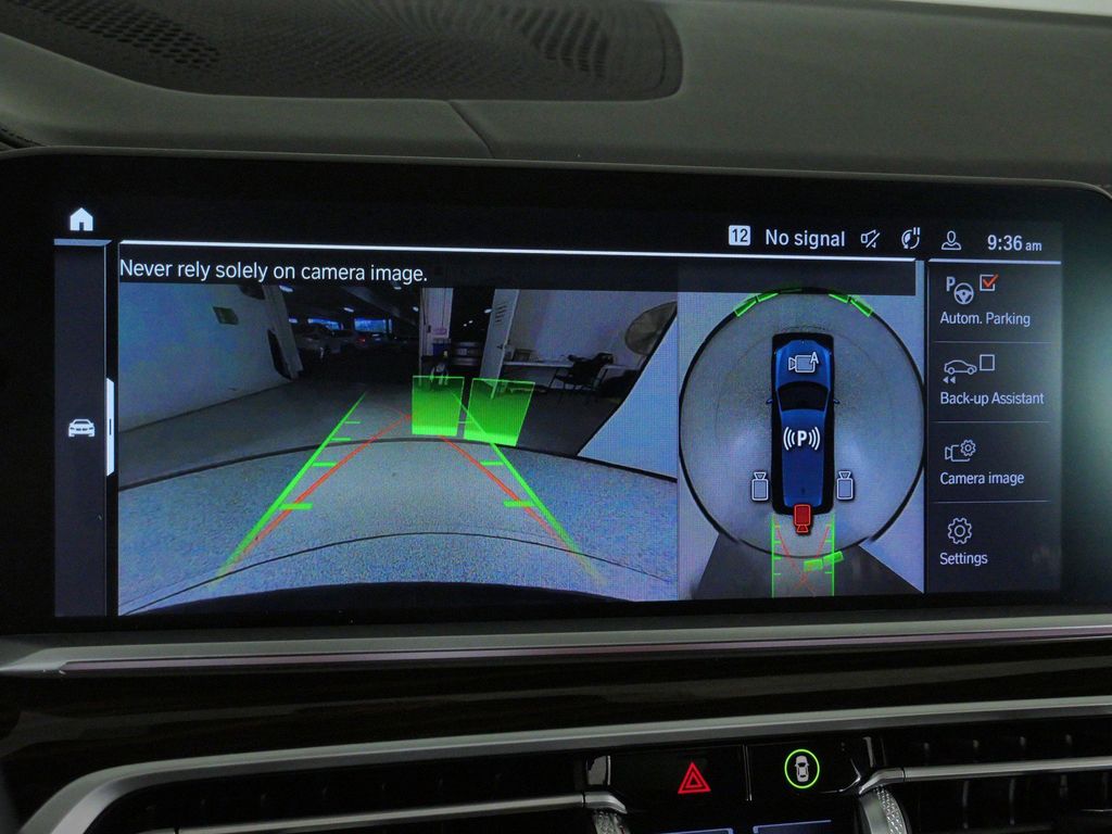 Thumbnail: 2021 BMW X7 - 49