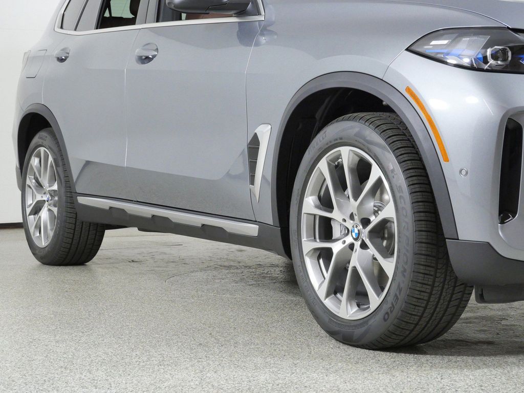 Thumbnail: 2026 BMW X5 - 6