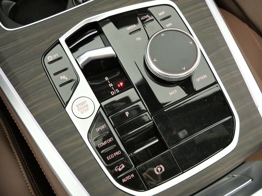 Thumbnail: 2026 BMW X5 - 49