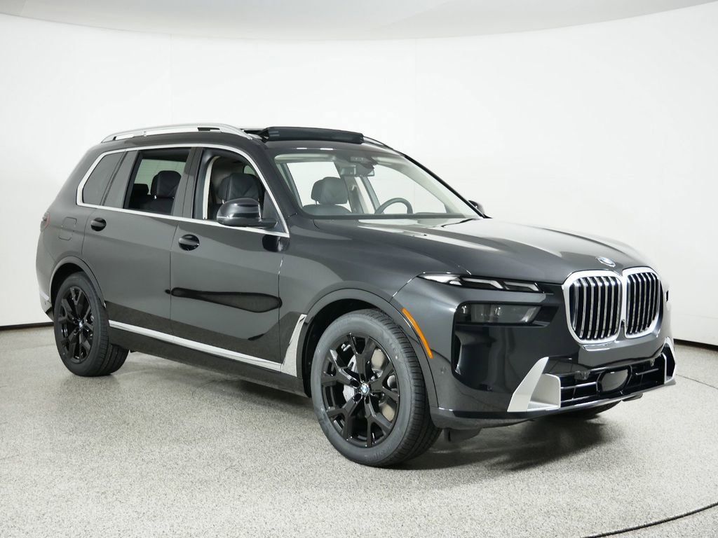 Thumbnail: 2025 BMW X7 - 4
