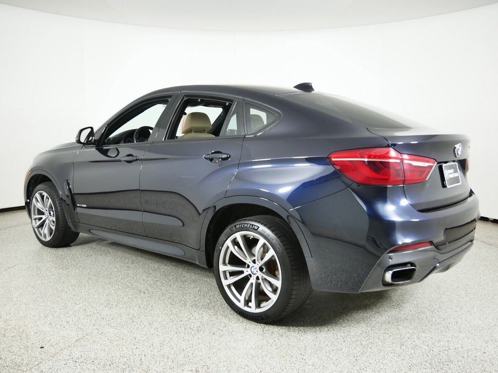 2015 BMW X6 xDrive50i 14