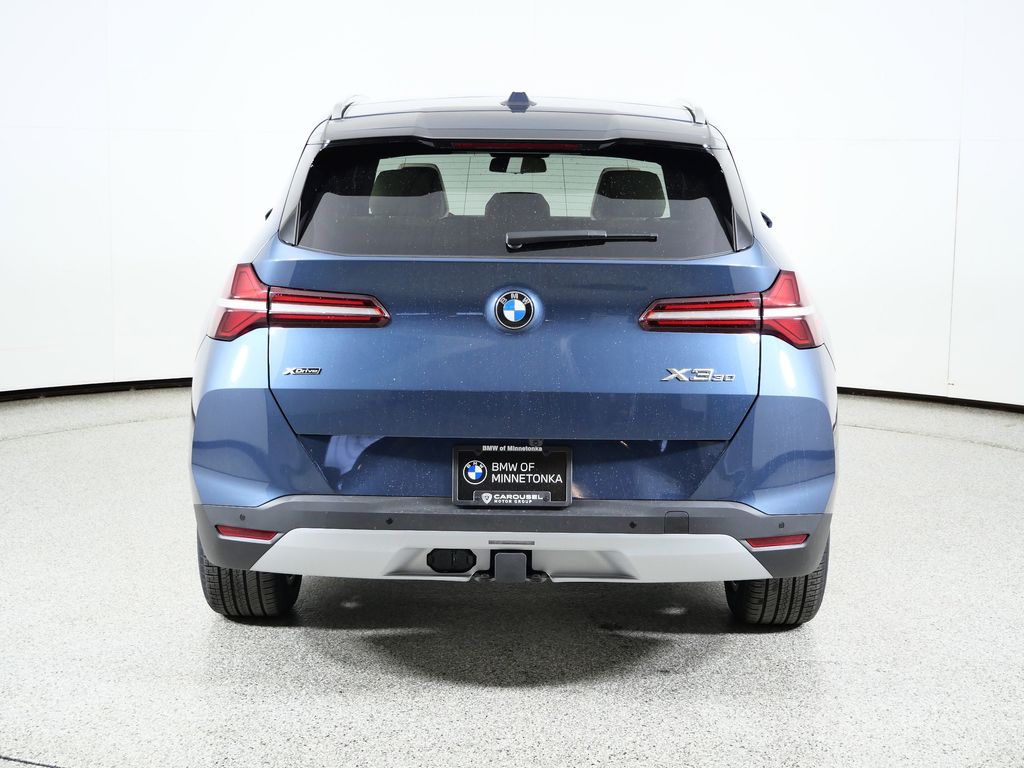 Thumbnail: 2026 BMW X3 - 10