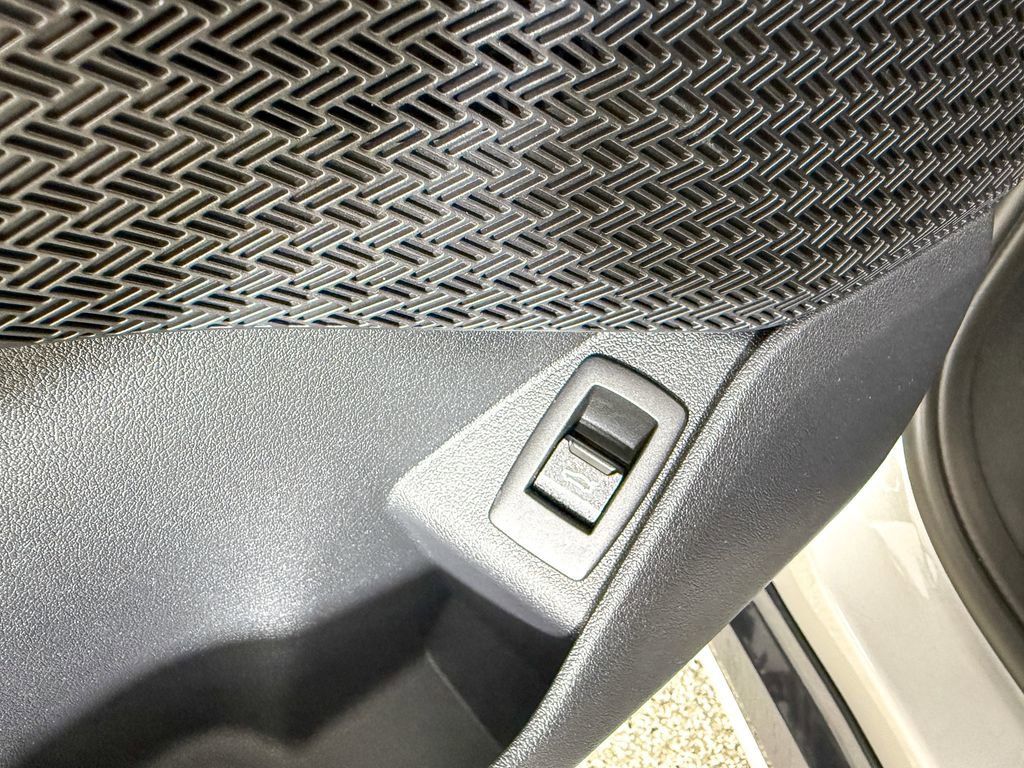 Thumbnail: 2025 BMW X1 - 35