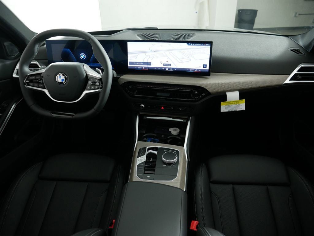 Thumbnail: 2025 BMW 3 Series - 8