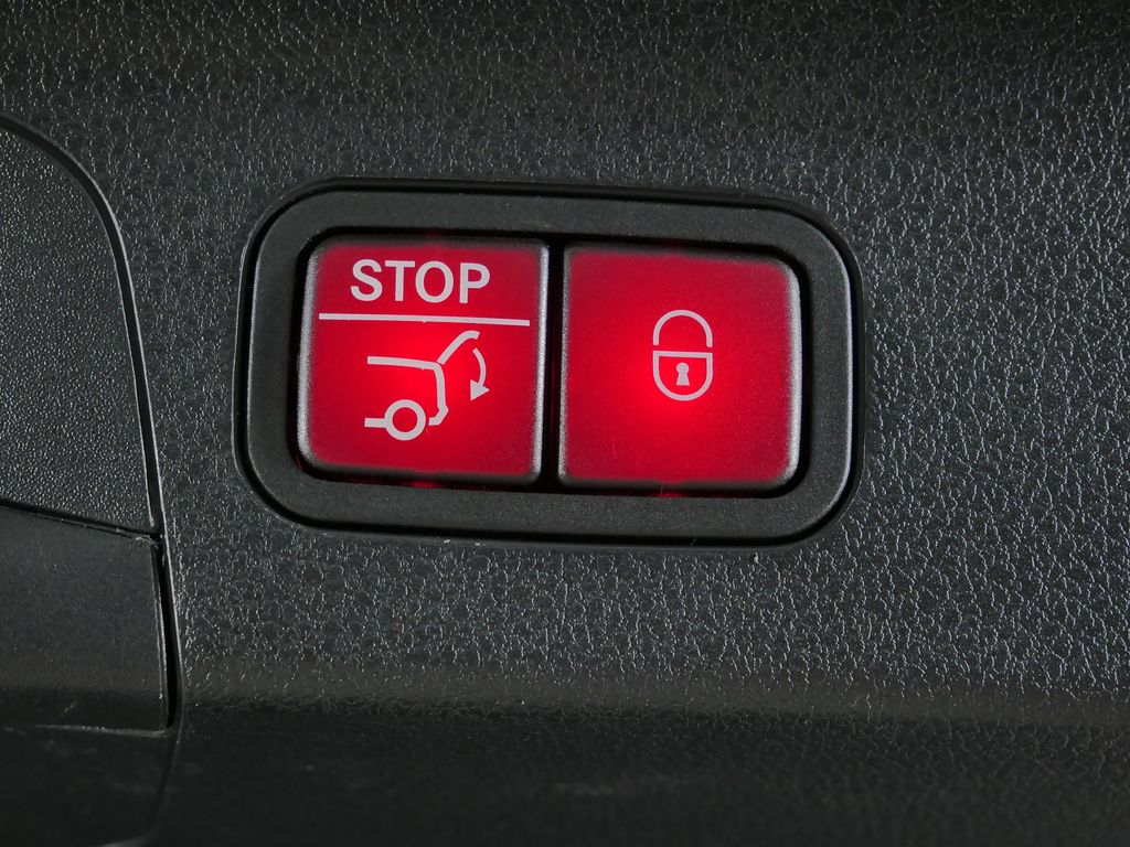 Thumbnail: 2023 Mercedes-Benz GLE - 27