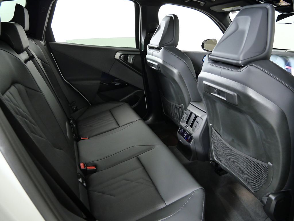 Thumbnail: 2026 BMW X3 - 26