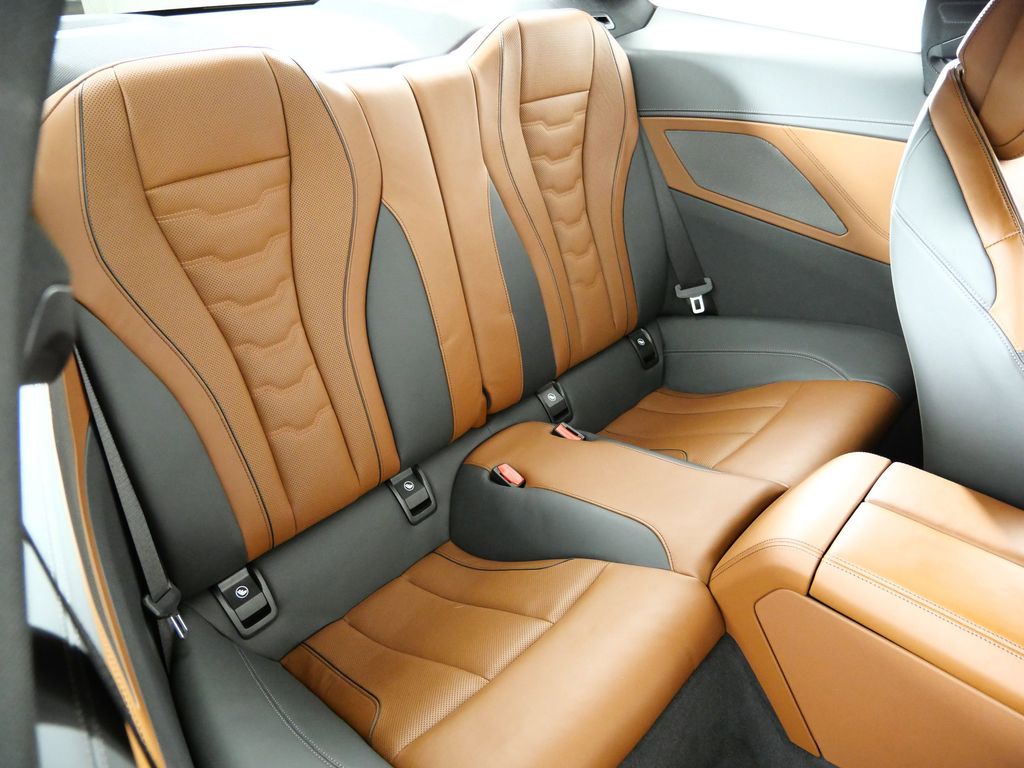 Thumbnail: 2024 BMW 8 Series - 29