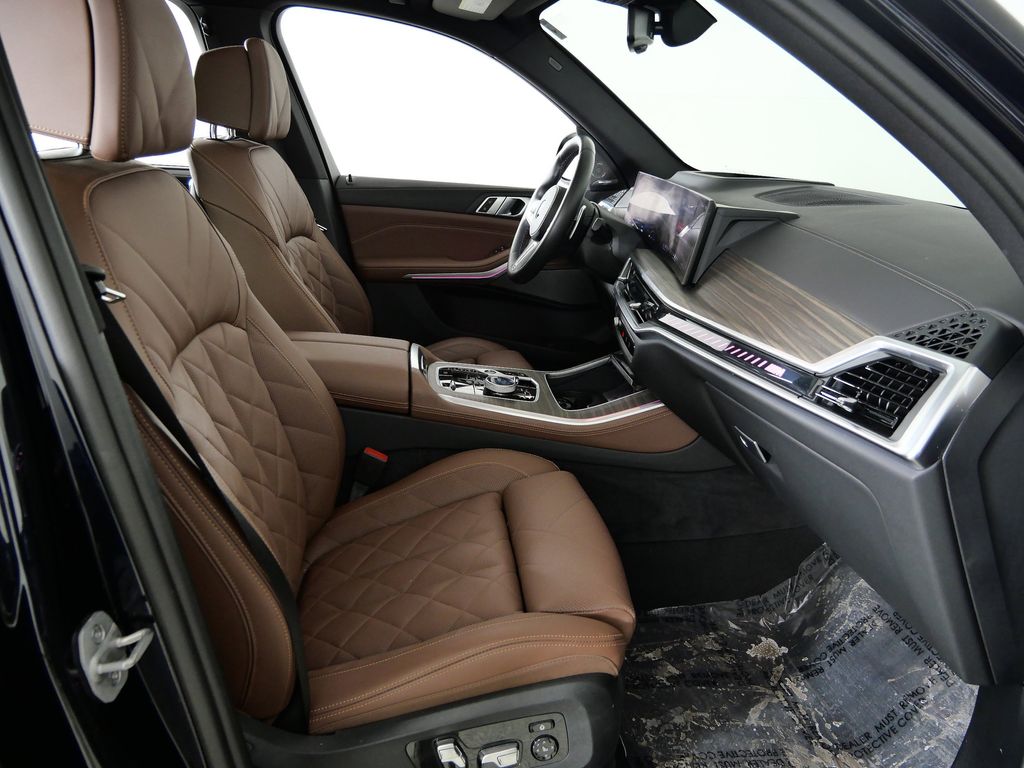 Thumbnail: 2025 BMW X5 - 24