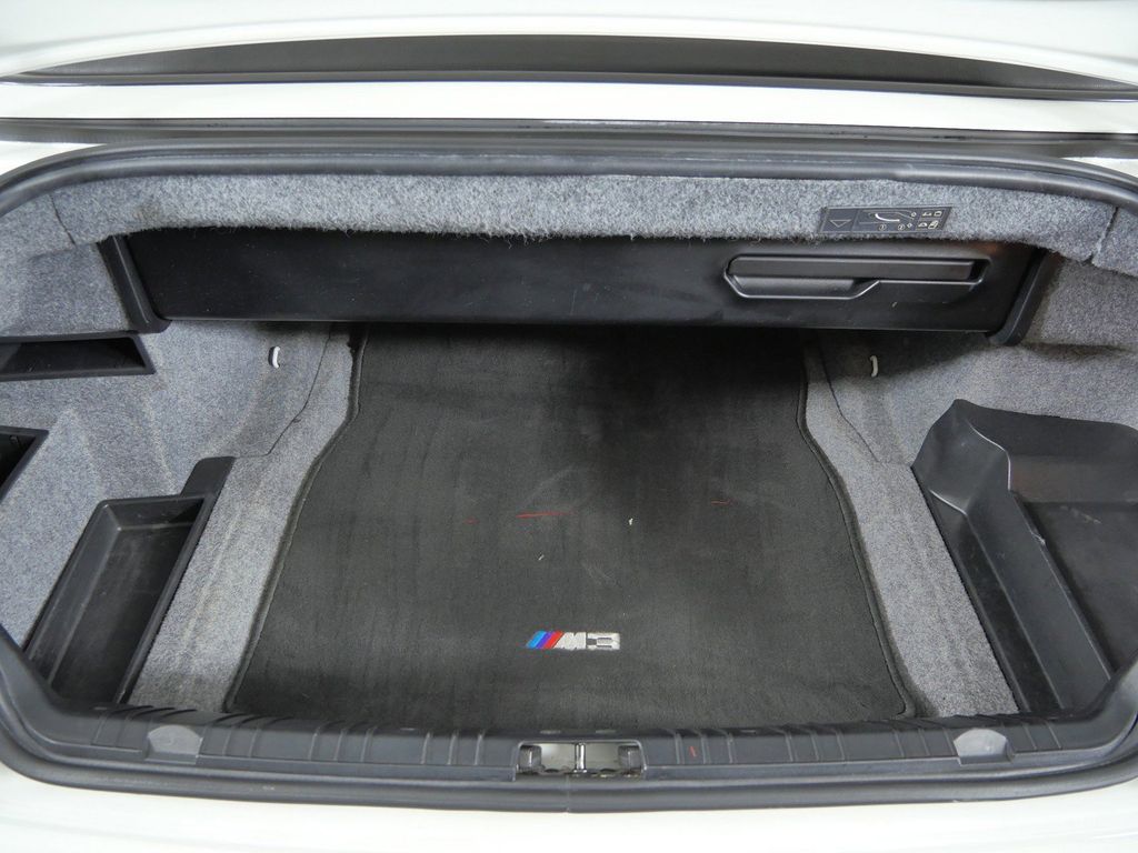 Thumbnail: 2004 BMW M3 - 26