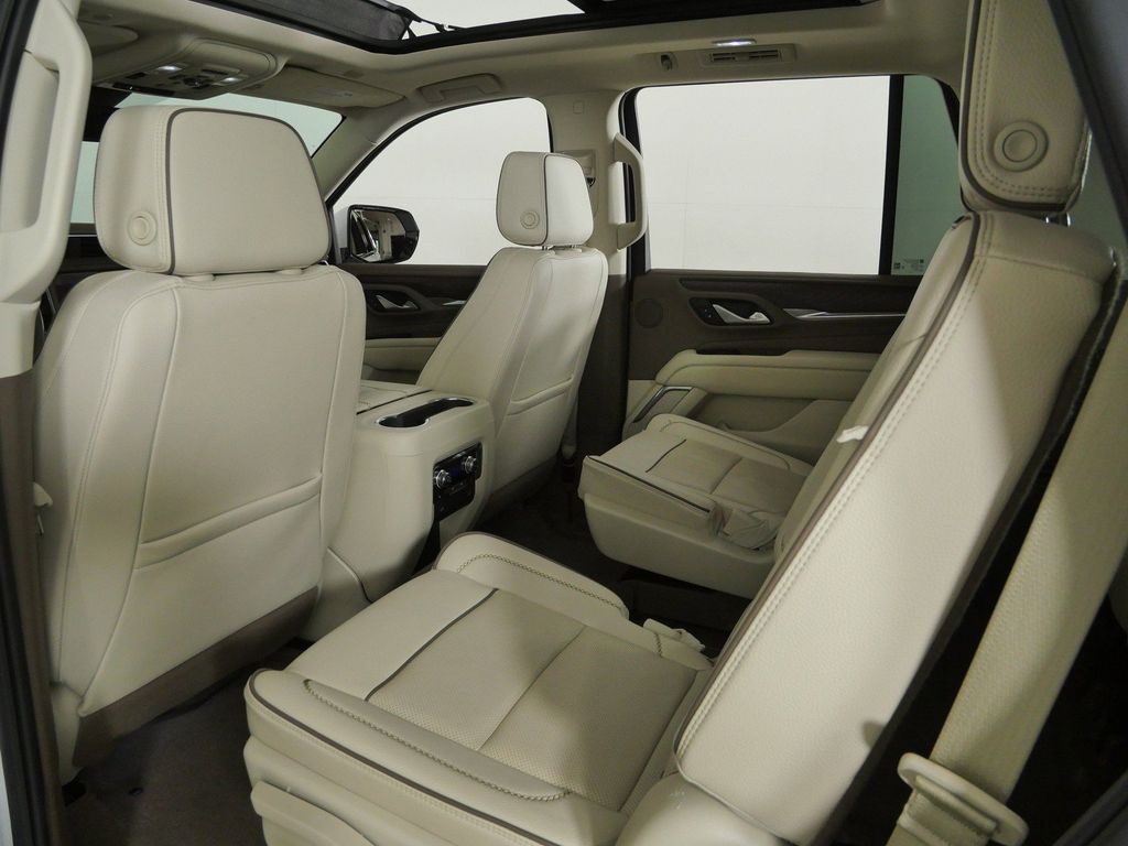 Thumbnail: 2022 GMC Yukon - 33