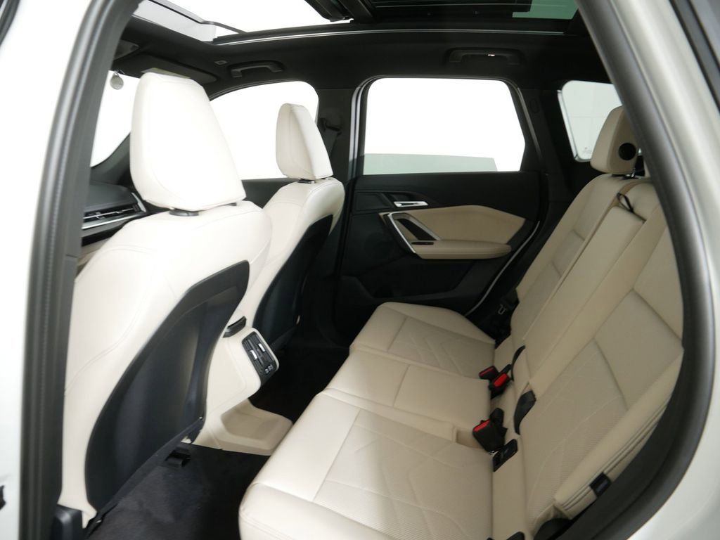 Thumbnail: 2025 BMW X1 - 29