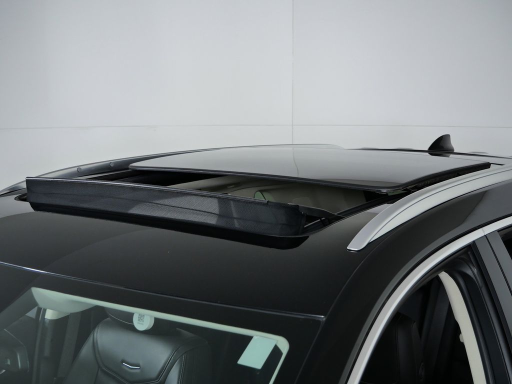 Thumbnail: 2018 Cadillac XT5 - 19
