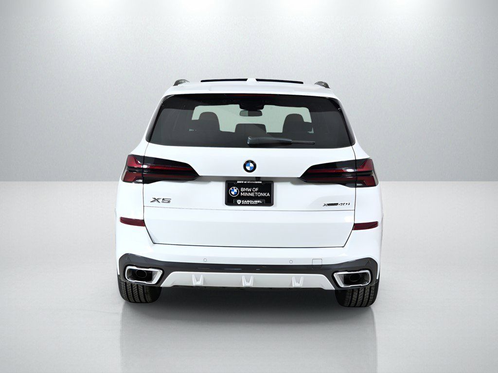 Thumbnail: 2026 BMW X5 - 11