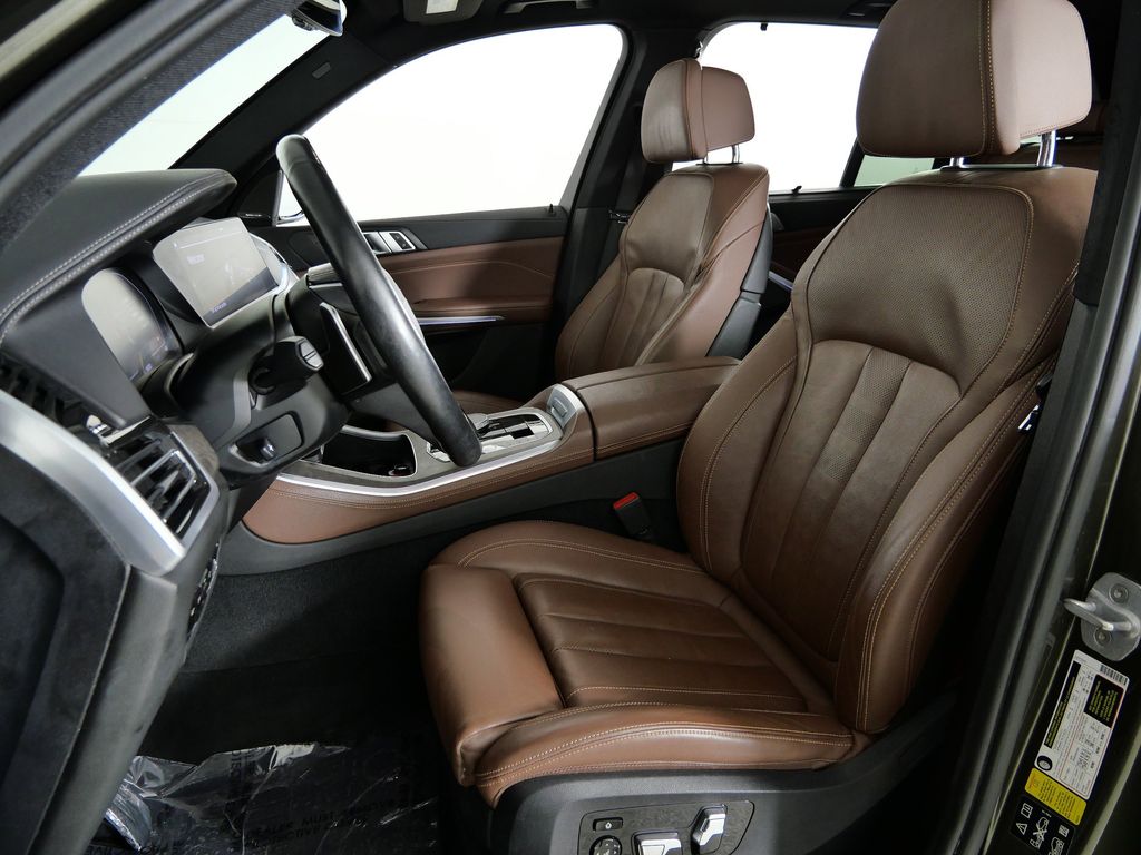 Thumbnail: 2020 BMW X5 - 36