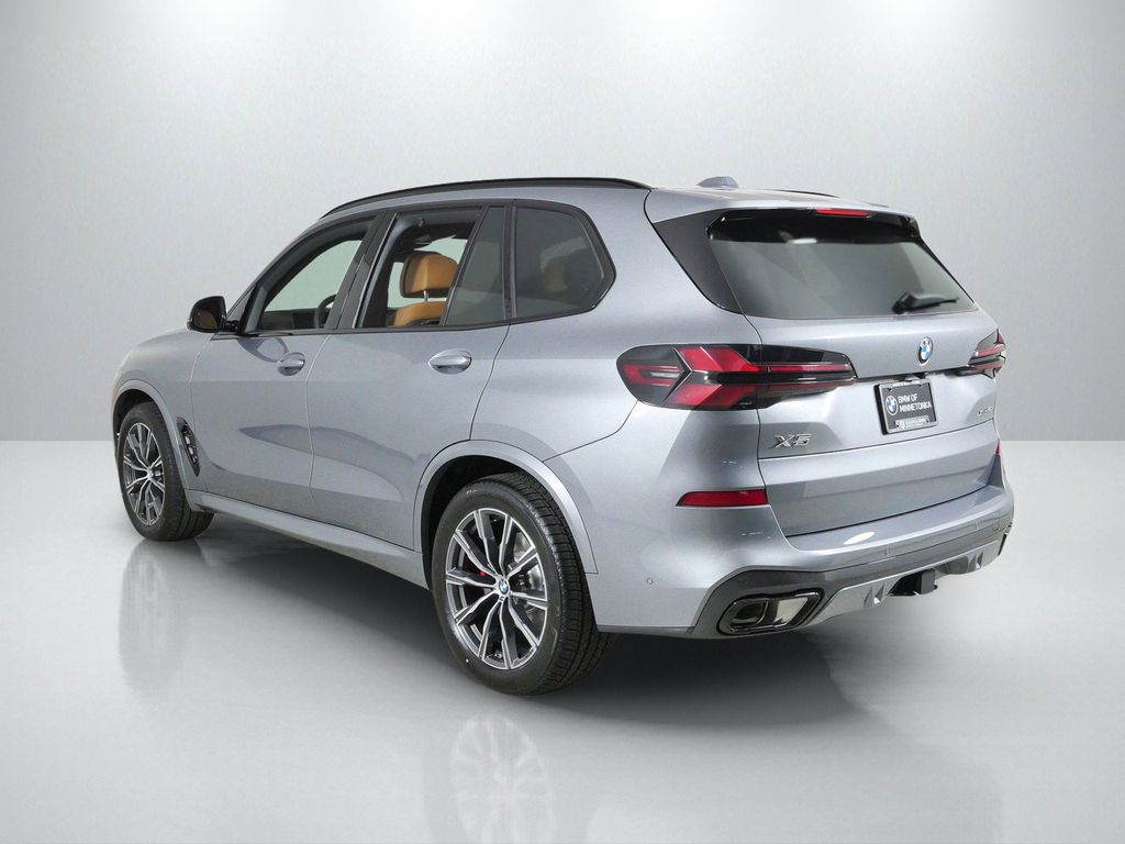 Thumbnail: 2026 BMW X5 - 14