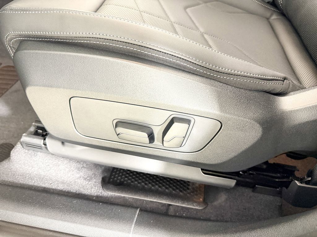 Thumbnail: 2025 BMW X1 - 34