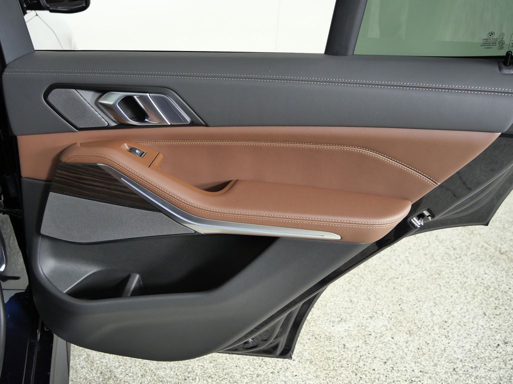 Thumbnail: 2026 BMW X5 - 25