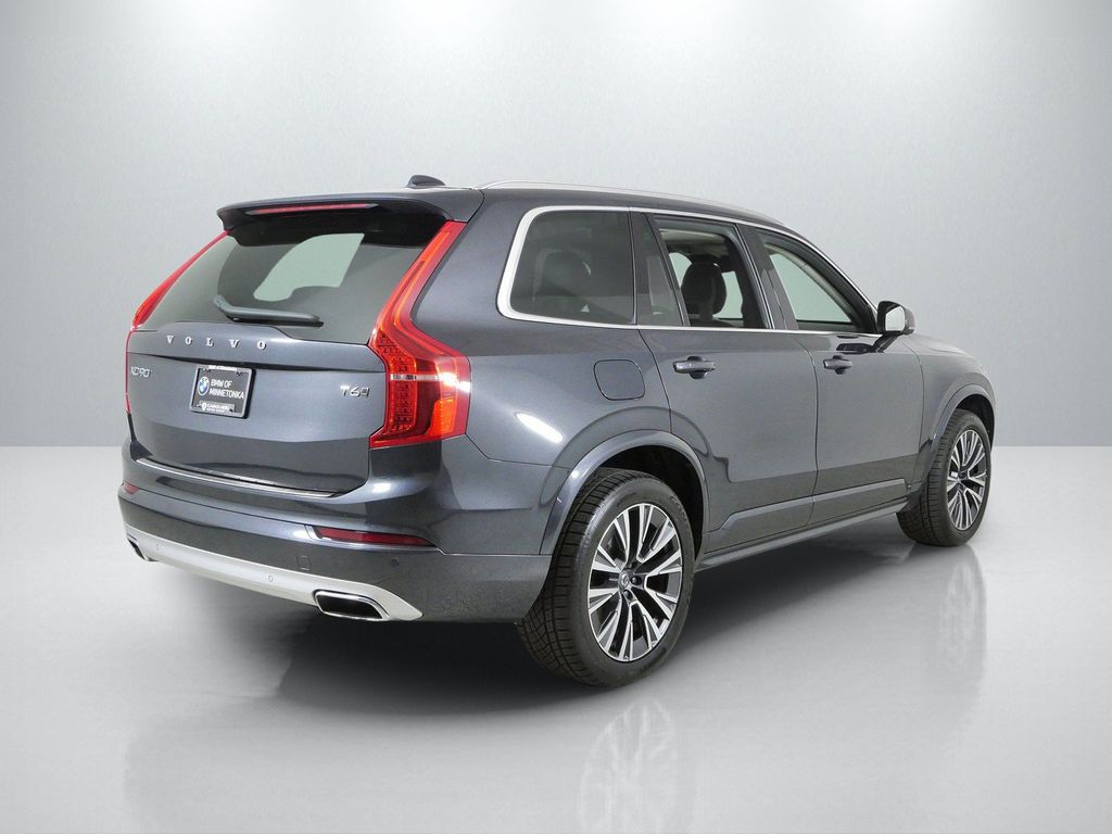Thumbnail: 2021 Volvo XC90 - 10