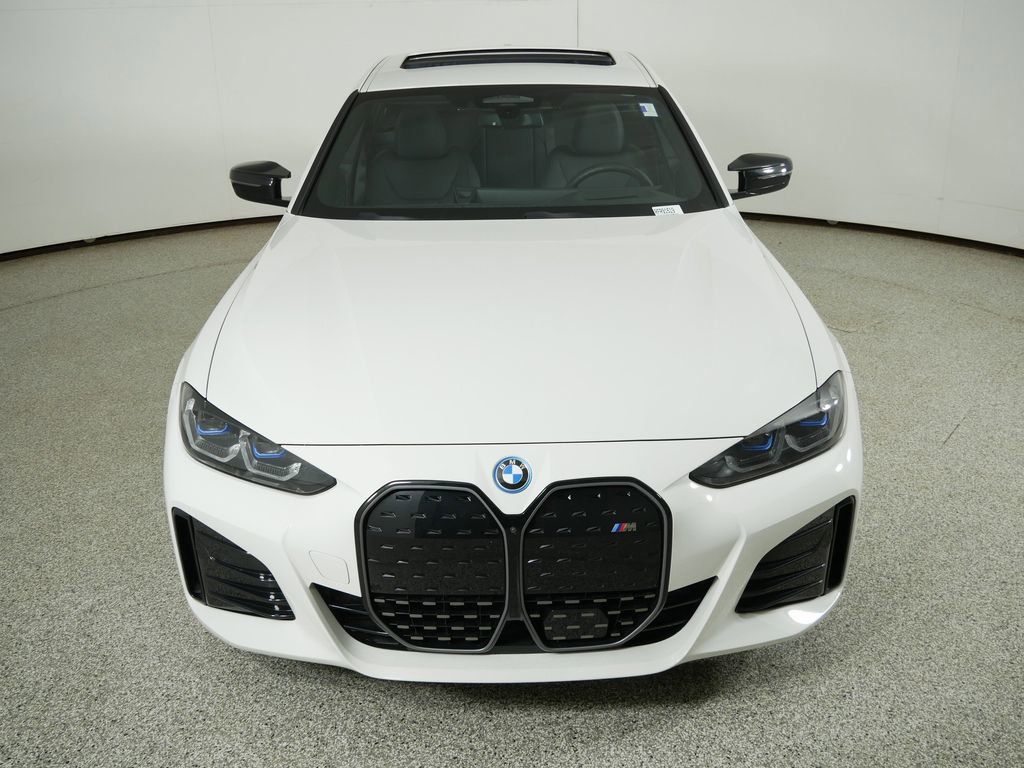 Thumbnail: 2024 BMW i4 - 17