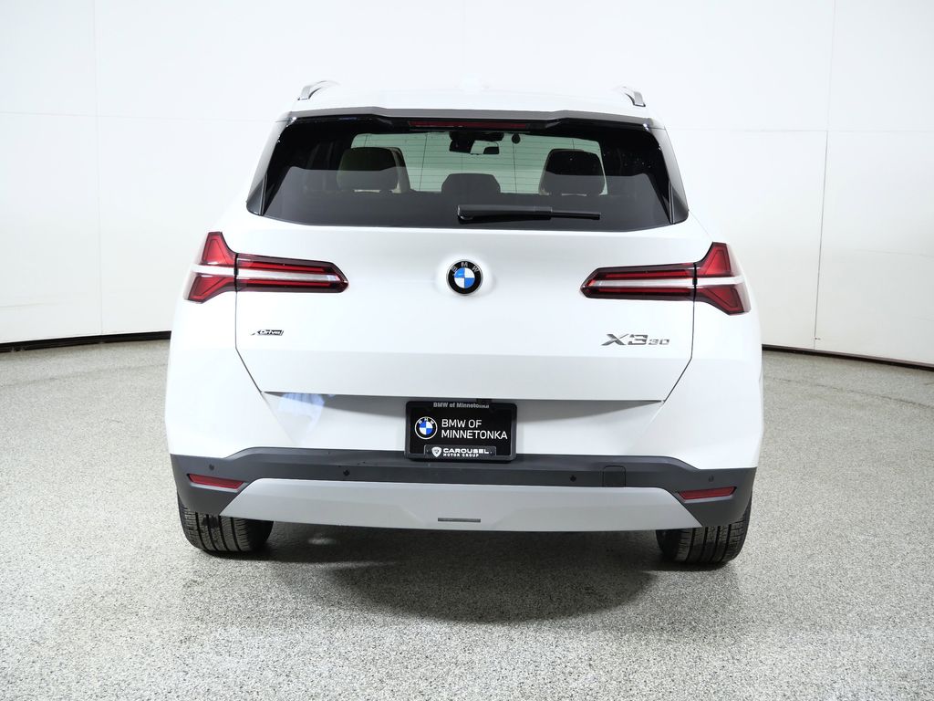 Thumbnail: 2026 BMW X3 - 10