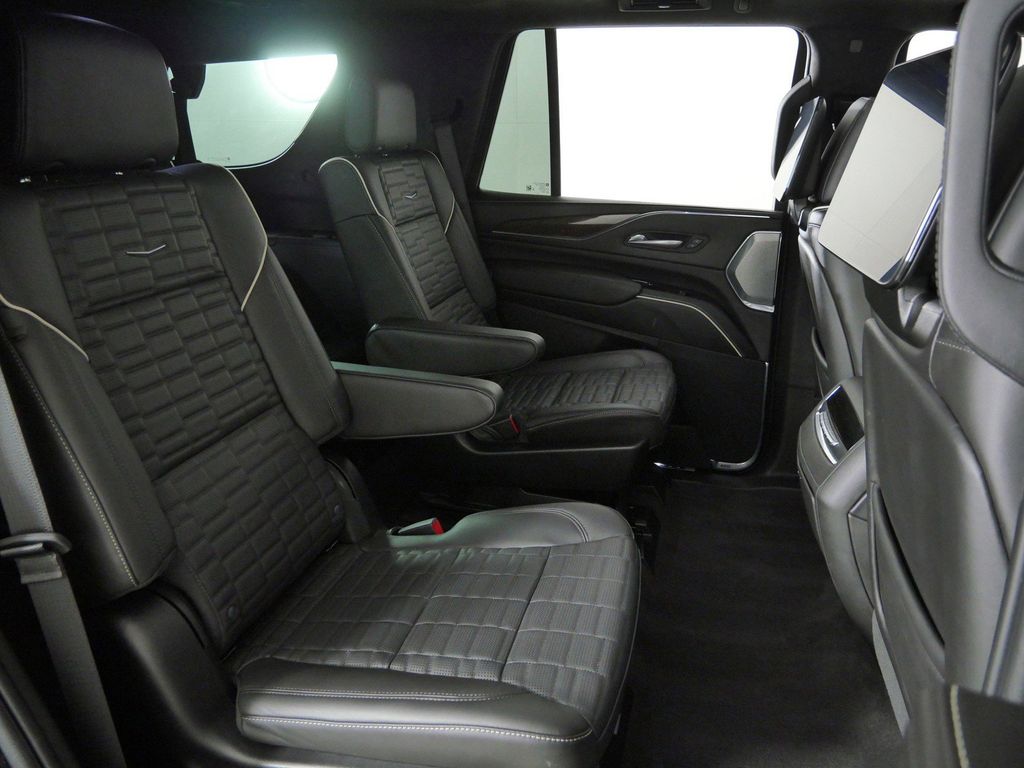 Thumbnail: 2024 Cadillac Escalade - 26