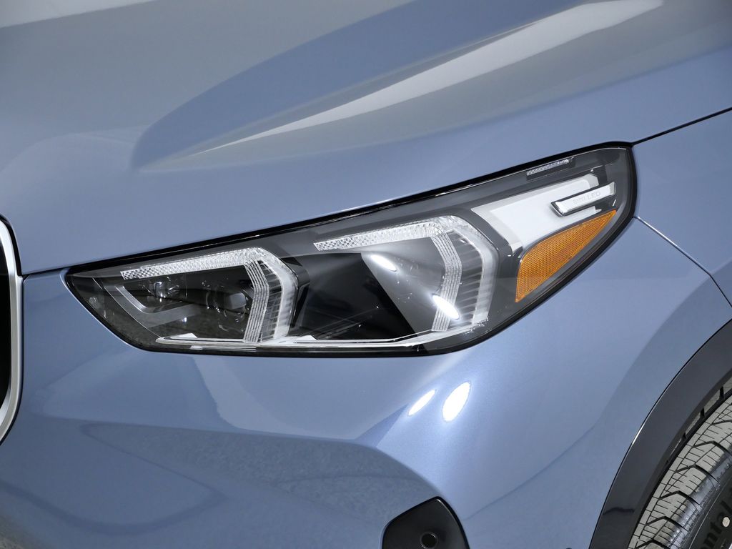 Thumbnail: 2026 BMW X1 - 3