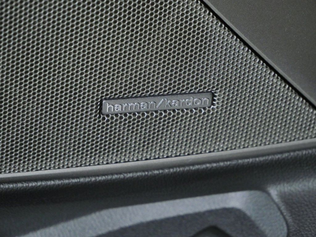 Thumbnail: 2026 BMW 3 Series - 35
