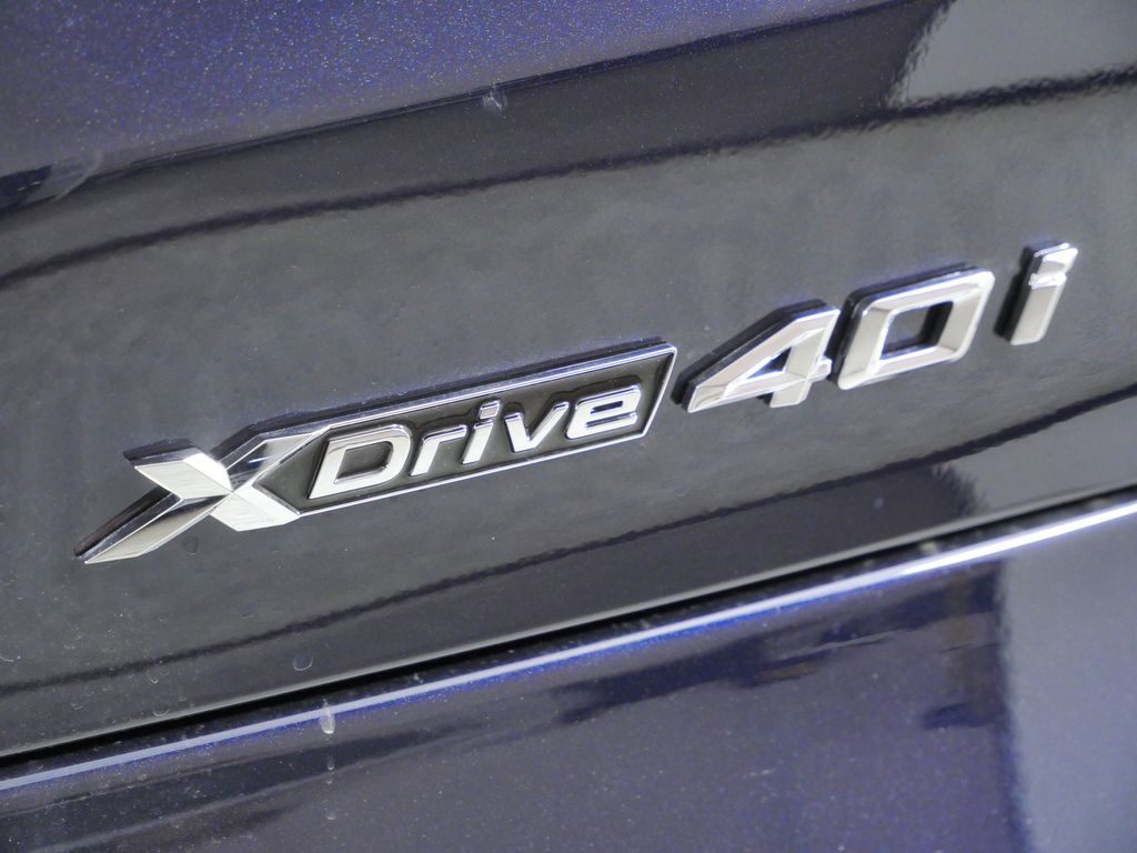 Thumbnail: 2026 BMW X5 - 12