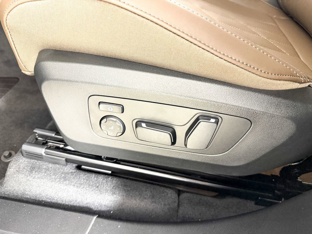 Thumbnail: 2025 BMW X3 - 33