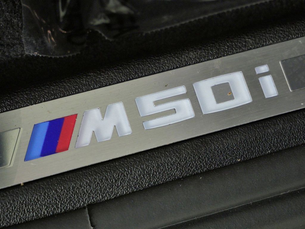 Thumbnail: 2021 BMW X7 - 23