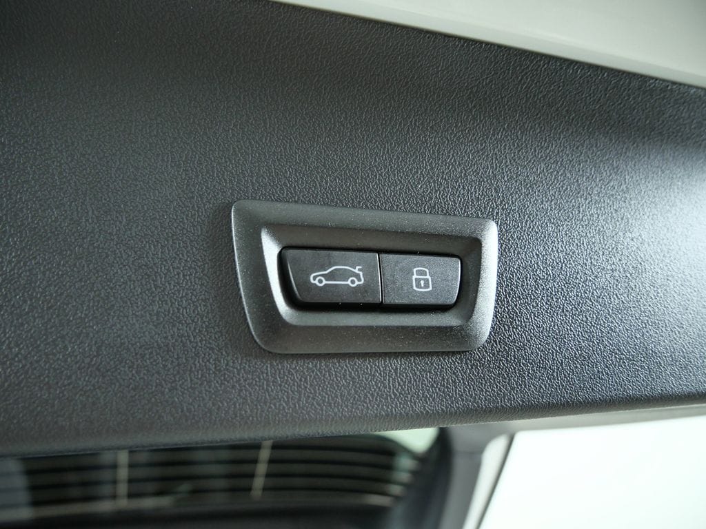 Thumbnail: 2026 BMW X3 - 15