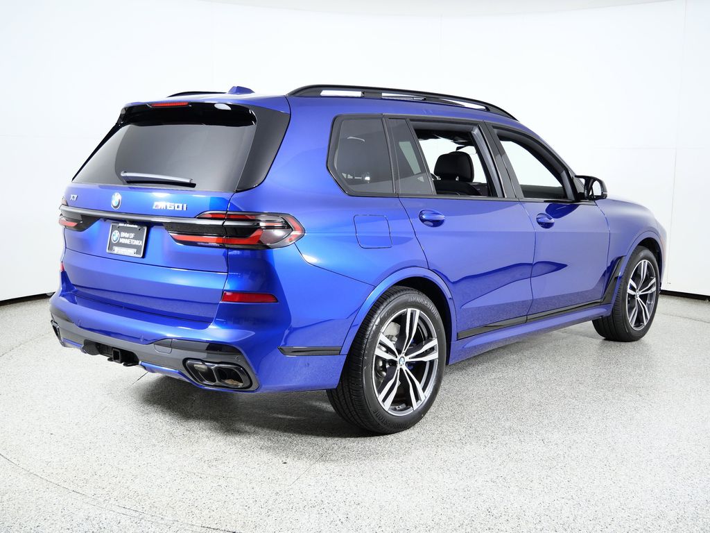 Thumbnail: 2025 BMW X7 - 11