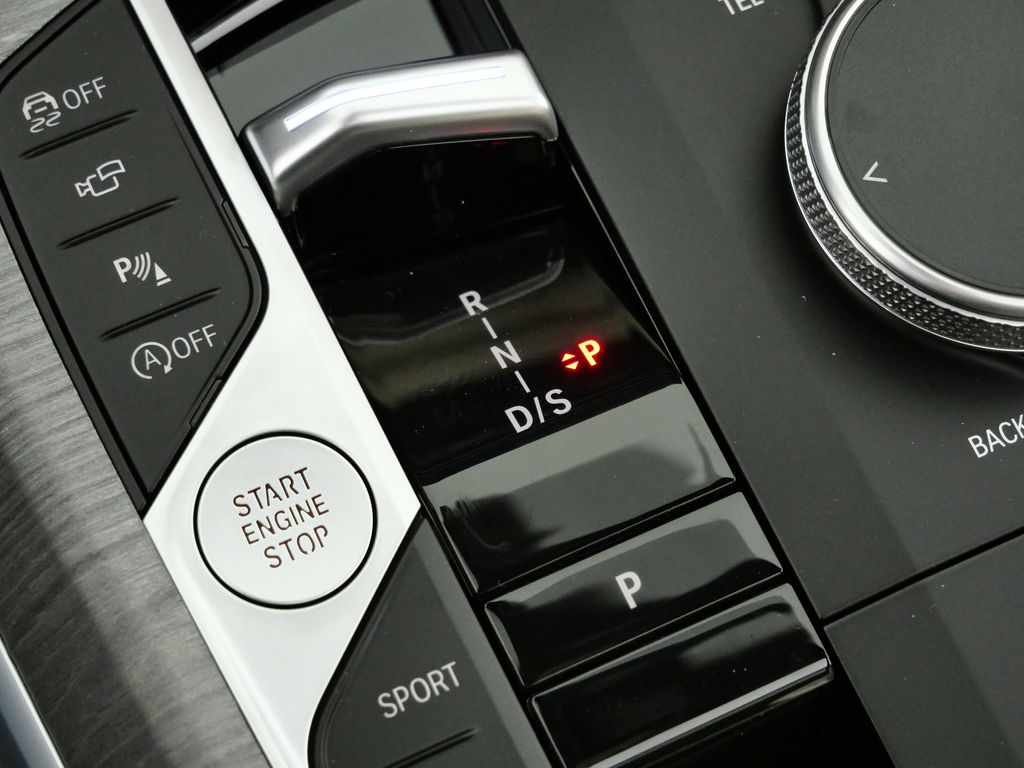 Thumbnail: 2026 BMW 3 Series - 46