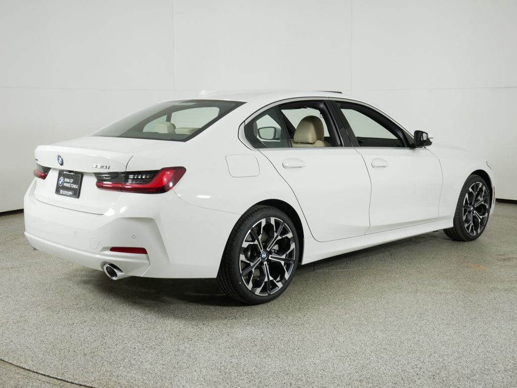 Thumbnail: 2025 BMW 3 Series - 10