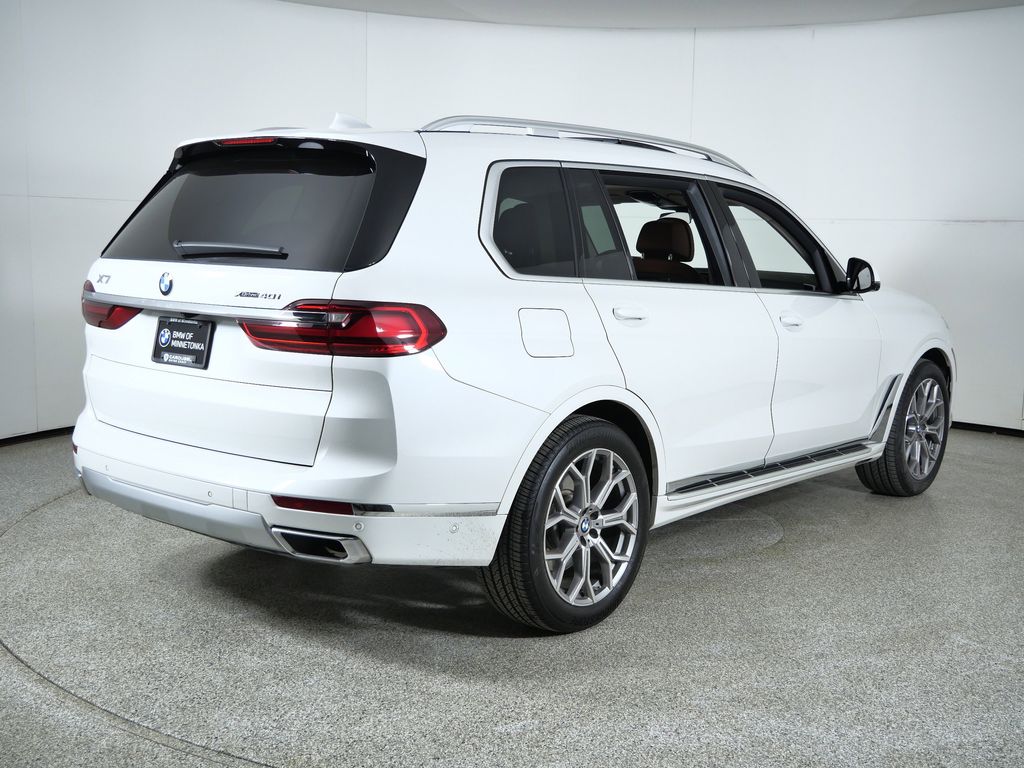 Thumbnail: 2022 BMW X7 - 11