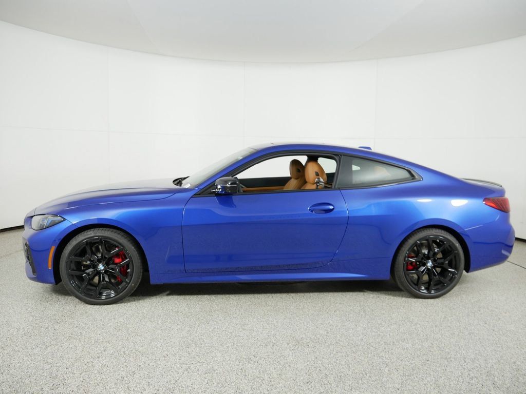 Thumbnail: 2025 BMW 4 Series - 16