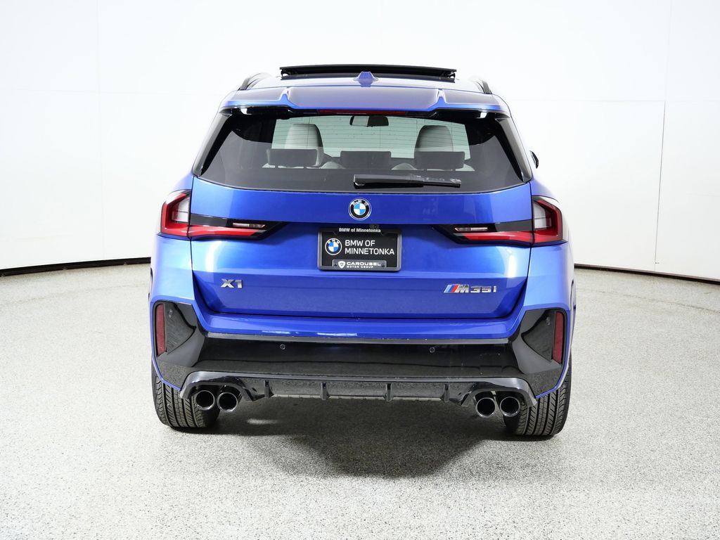 Thumbnail: 2026 BMW X1 - 10