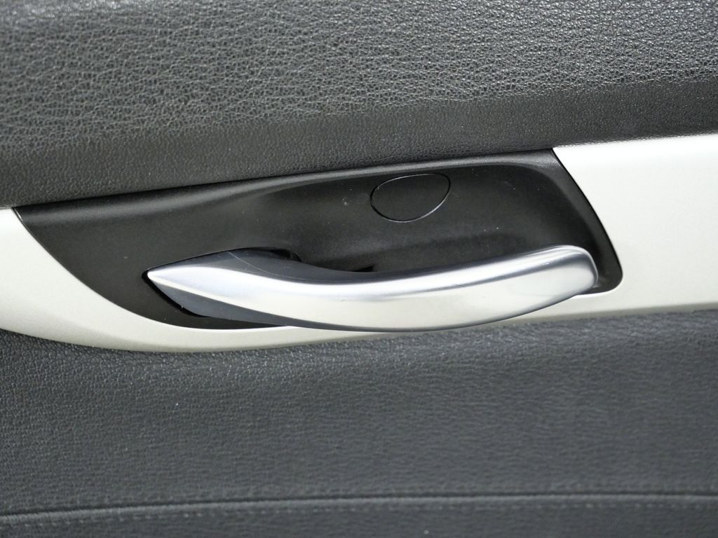 Thumbnail: 2009 BMW Z4 - 28