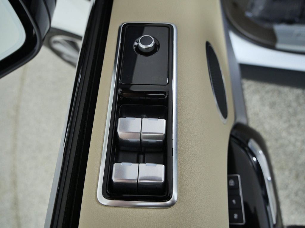 Thumbnail: 2022 Land Rover Range Rover Sport - 33