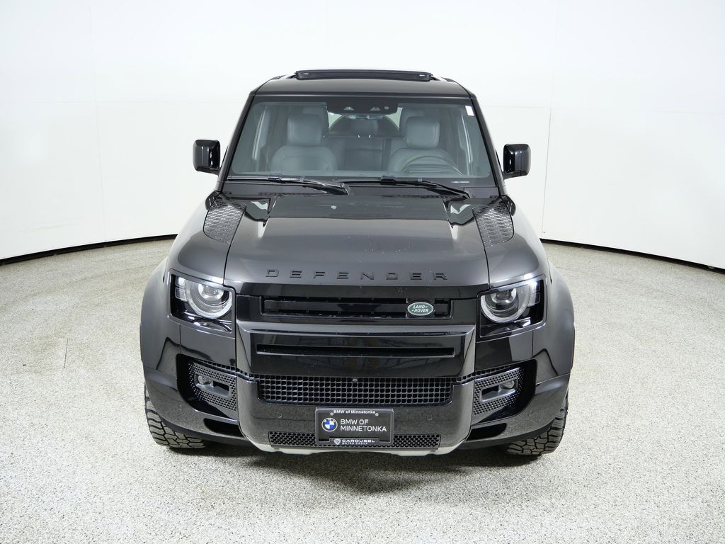 Thumbnail: 2024 Land Rover Defender - 17