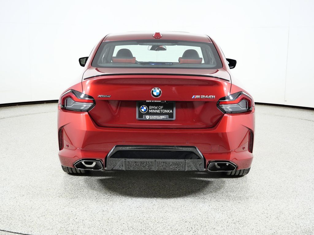 Thumbnail: 2026 BMW 2 Series - 10