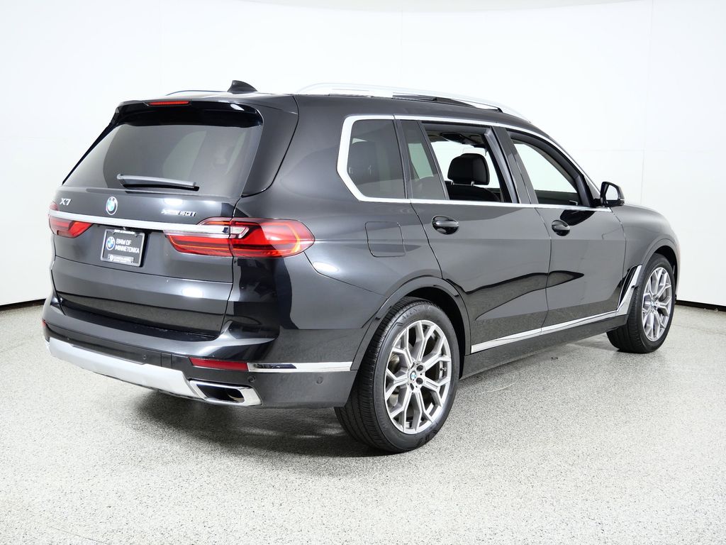 Thumbnail: 2020 BMW X7 - 10