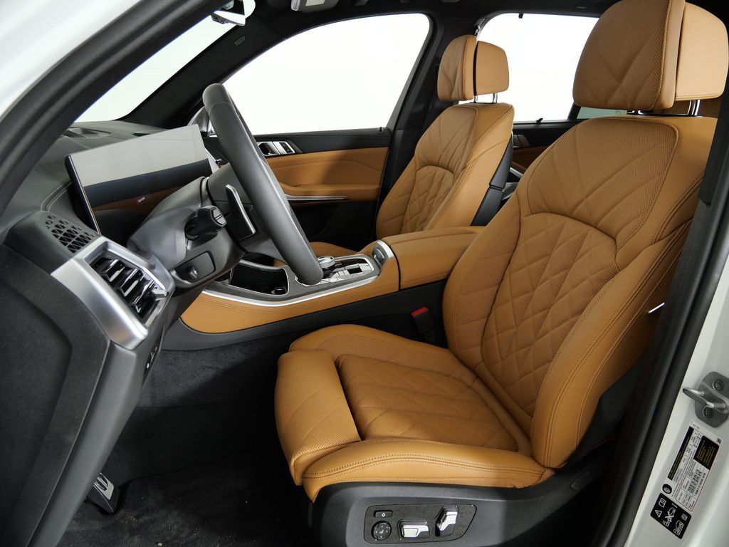 Thumbnail: 2026 BMW X5 - 36